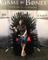 ����Ů����