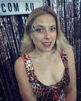 �ɽ����ӫ��ʻ�