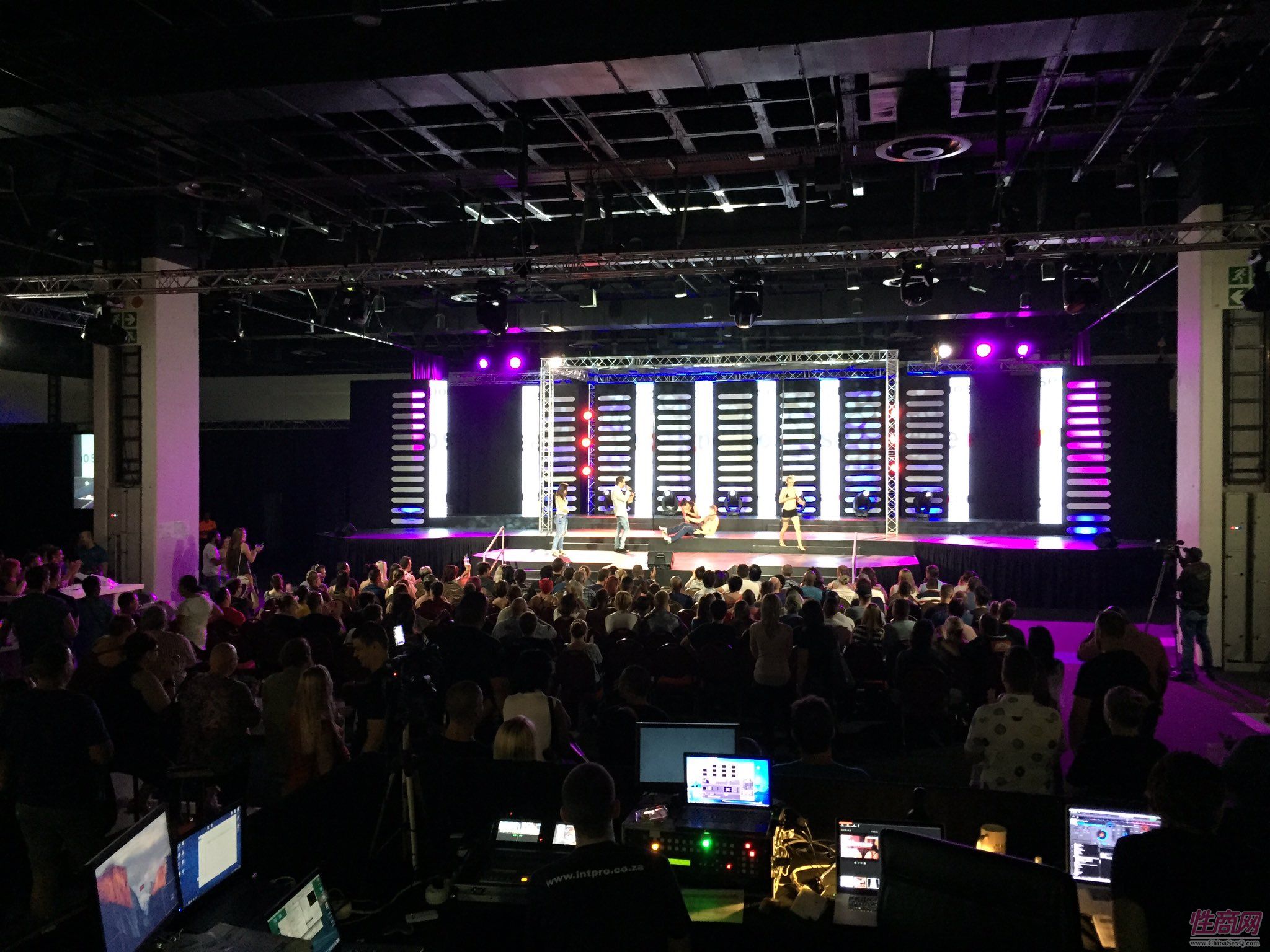 2017南非约翰内斯堡成人展——精彩表演图片15