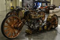 2013�����͵´�������չeXXXotica�㳵��ŮͼƬ23