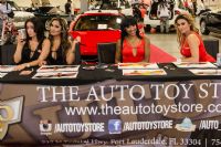 2013�����͵´�������չeXXXotica�㳵��ŮͼƬ33