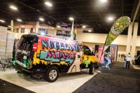 2013�����͵´�������չeXXXotica�㳵��ŮͼƬ35