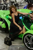 2013�����͵´�������չeXXXotica�㳵��ŮͼƬ37