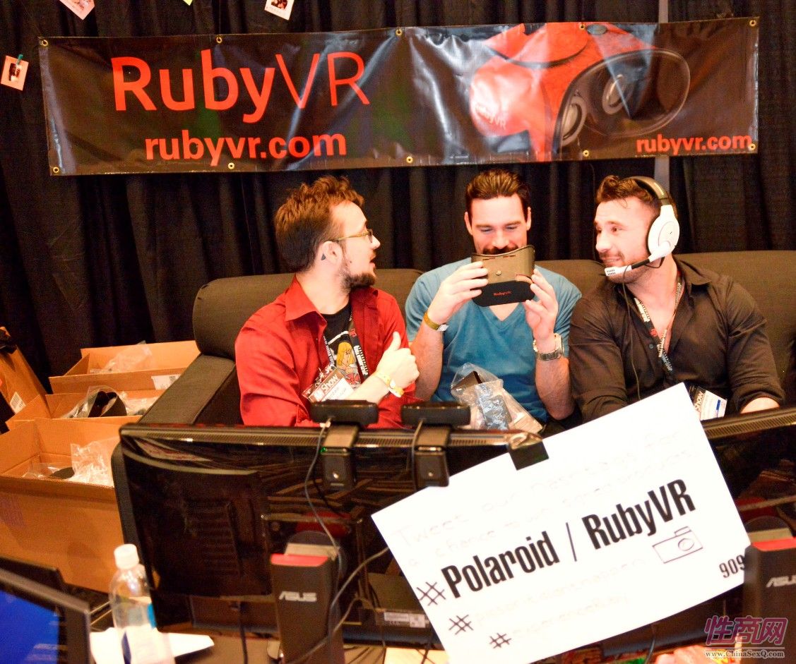 2017美国拉斯维加斯成人展虚拟现实VR游乐厅图片3
