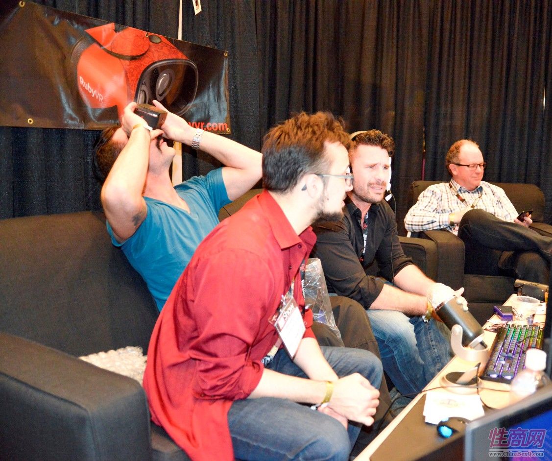 2017美国拉斯维加斯成人展虚拟现实VR游乐厅图片5