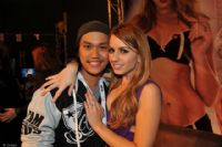 2010�Ĵ�����ī��������չ�ֳ��Ըз���ͼƬ27