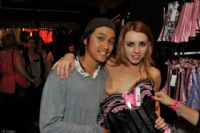 2010�Ĵ�����ī��������չ�ֳ��Ըз���ͼƬ52