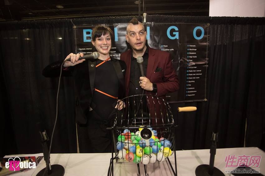 2017美国eXXXotica芝加哥成人展展会现场图片40