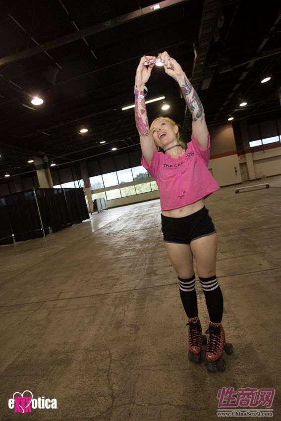 2017美国eXXXotica芝加哥成人展现场观众图片24