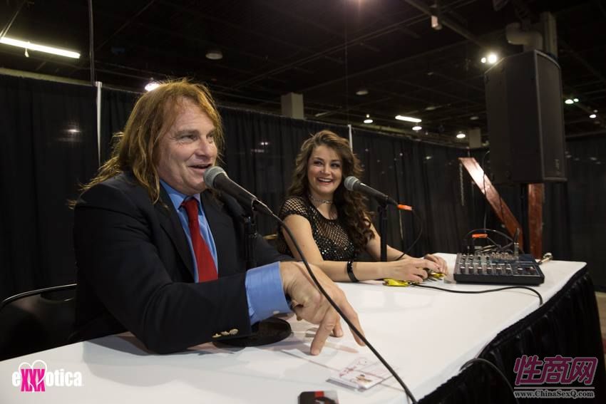 2017美国eXXXotica芝加哥成人展精彩集锦图片22
