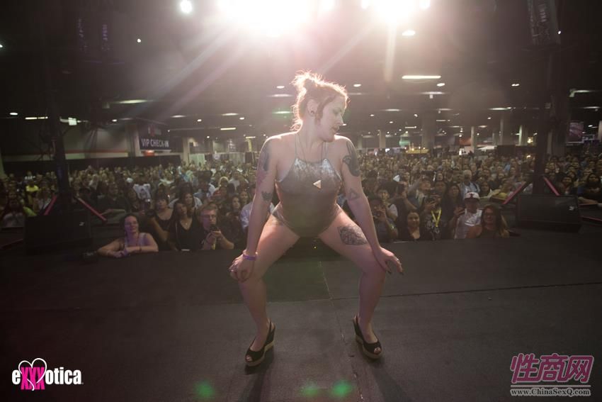 2017美国eXXXotica芝加哥成人展精彩集锦图片26