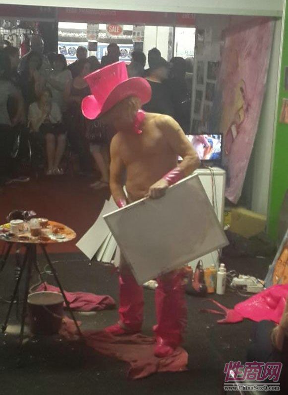 成人博览中的黑珍珠2014南非成人展Sexpo图片38