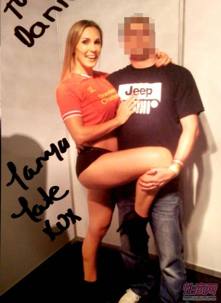 成人博览中的黑珍珠2014南非成人展Sexpo图片43