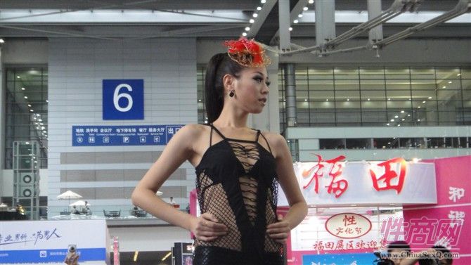 深圳性文化节内衣秀_内衣秀2017深圳内衣展