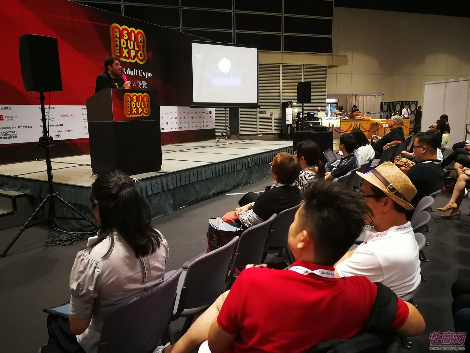 亚洲成人博览论坛:VR成就未来终极快乐图片7