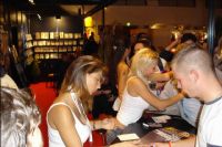 չ���г���Ӱ�ӹ�˾�Ӷ�