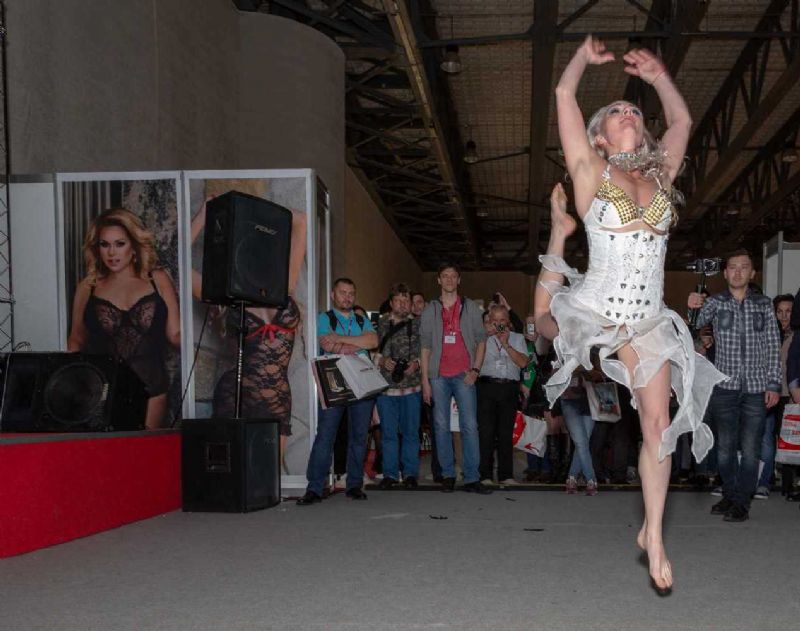 ����˹����չ-���ʻ (8)