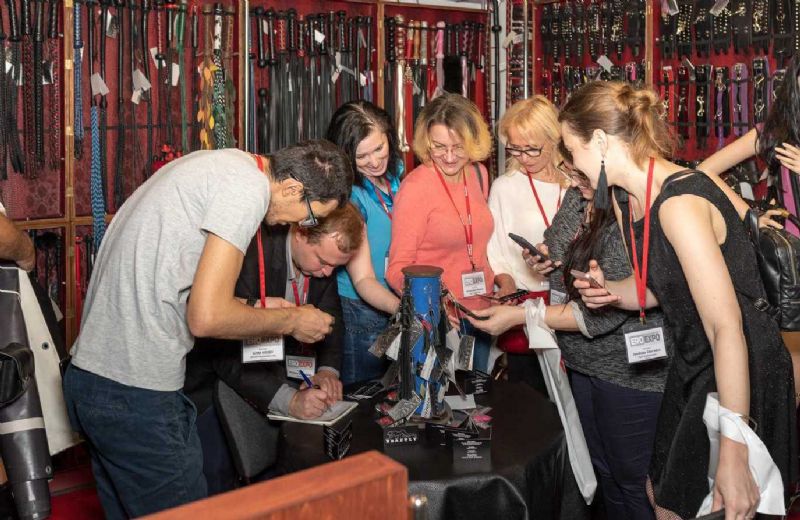 ����˹����չ-չ���ֳ� (42)