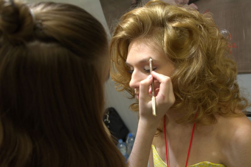 xShow����˹����չ��ױ��05