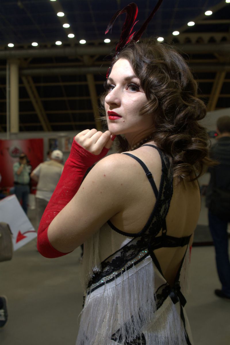 xShow����˹����չ��ױ��06