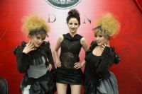 xShow����˹����չ��ױ��48