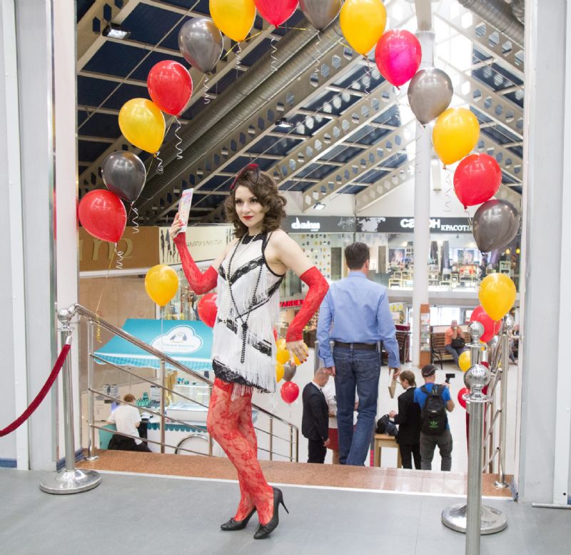 xShow����˹����չ����55