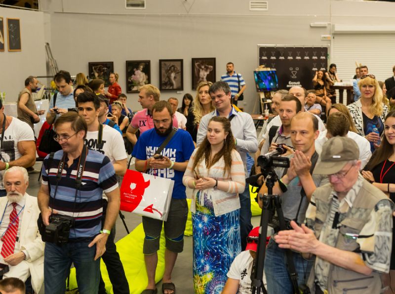 �μӰ佱����Ĺ���