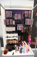 ����չ��