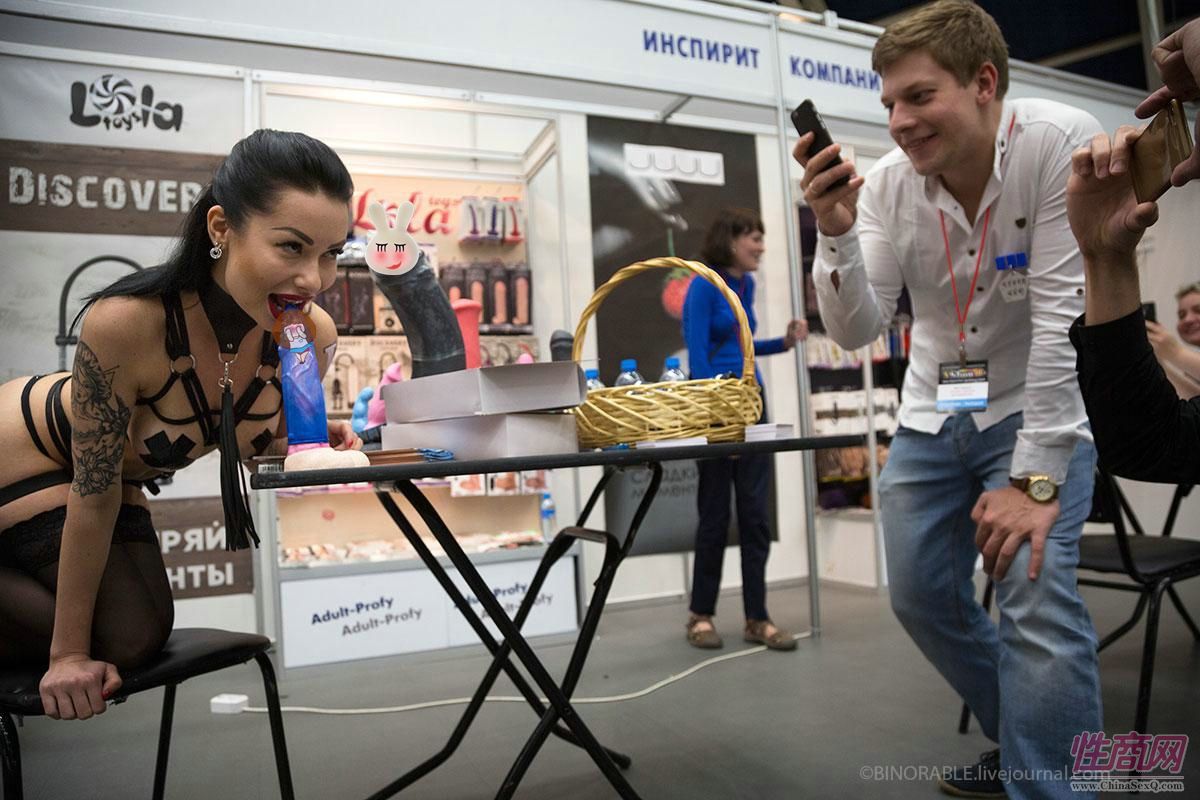 超爱演的女模特