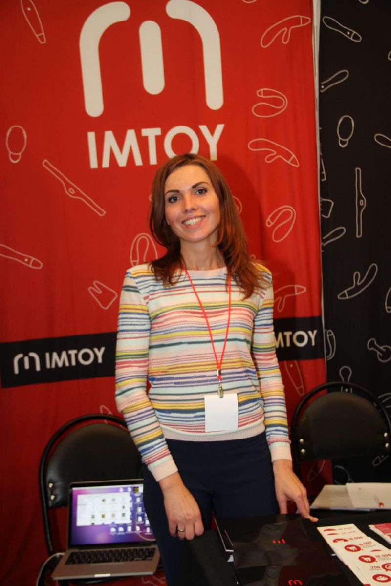 ��Ů������Ա