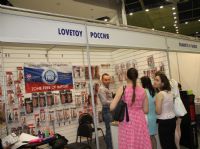 Ů�ɹ�����չ��Ǣ̸