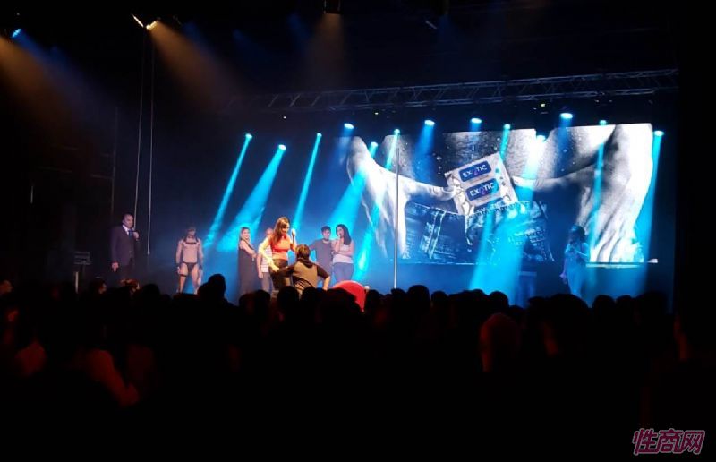 �Խ����ռ��龰�����