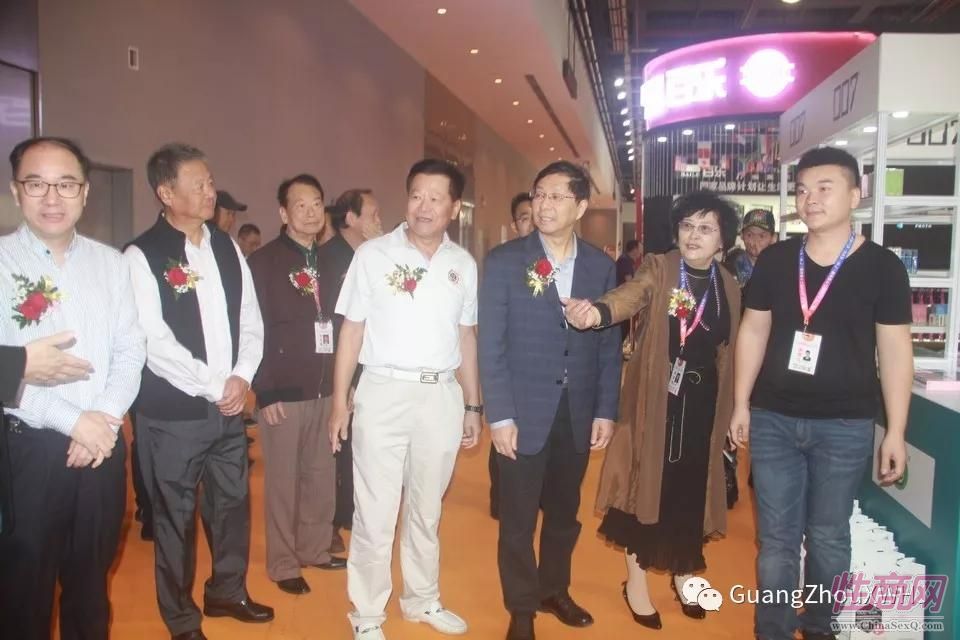 18年广州性文化节-展会现场 (38)