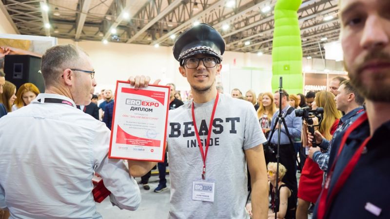 18����˹����չ�佱����-07