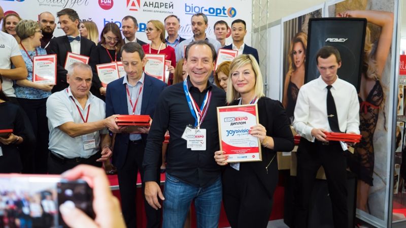 18����˹����չ�佱����-25