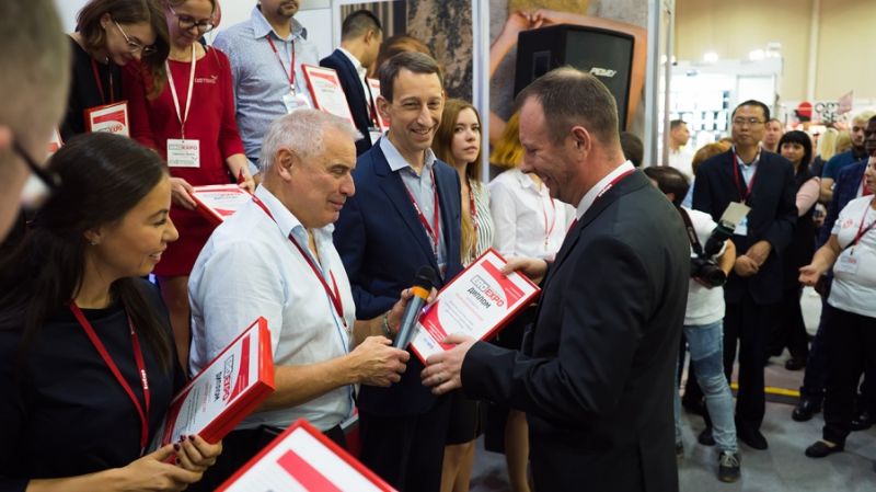 18����˹����չ�佱����-14