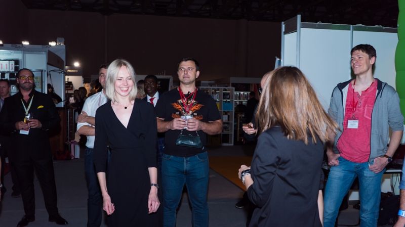 ����˹����չ���ʻ11