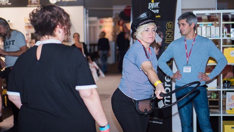 ����˹����չ���ʻ15