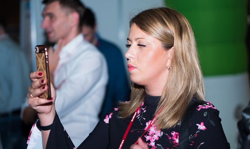 ����˹����չ���ʻ20