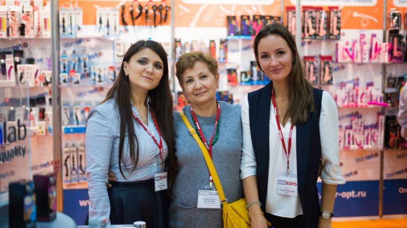 ����˹����չ�ֳ�����053