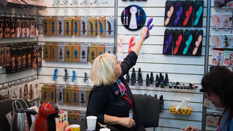 ����˹����չ�ֳ�����058