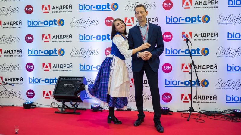 ����˹����չ�ֳ�����094