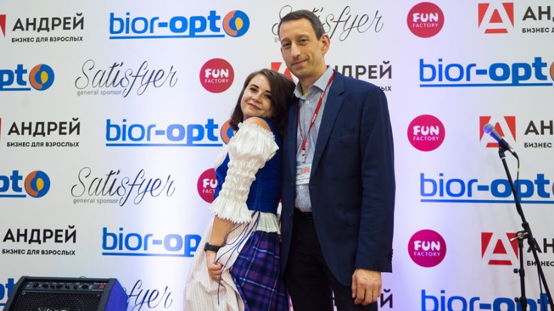 ����˹����չ�ֳ�����095