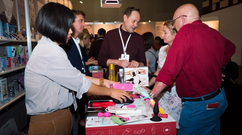 ����˹����չ�ֳ�����006