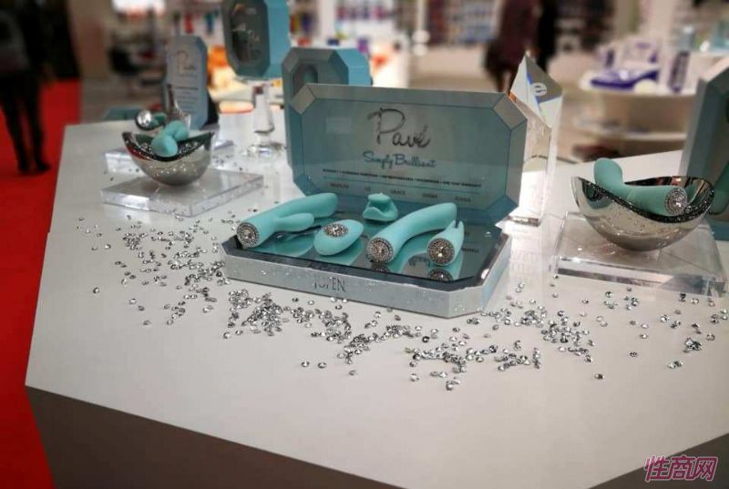 ��ŵ������չ��Ʒչʾ07