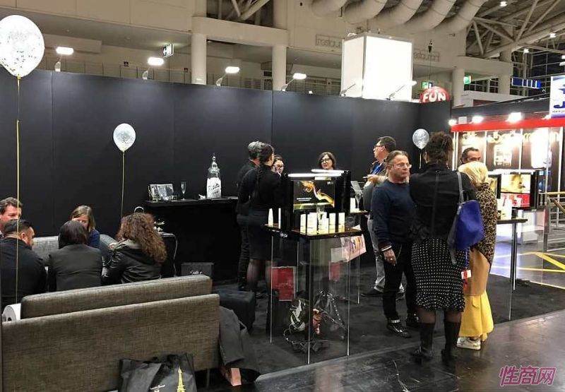 ��ŵ������չ��Ʒչʾ08