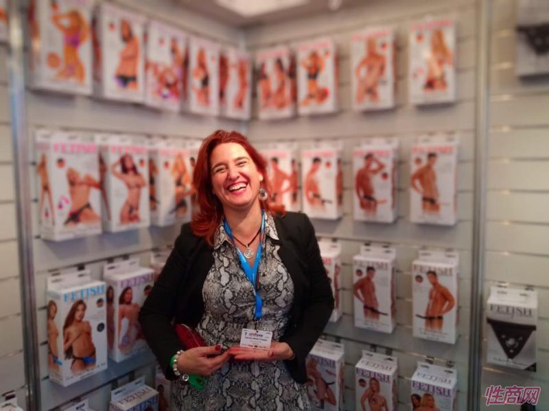 ��ŵ������չ��Ʒչʾ12