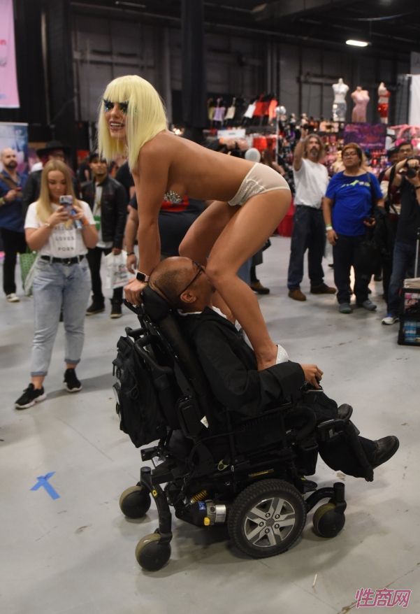 Ů�ǺͲм��������ܻ���