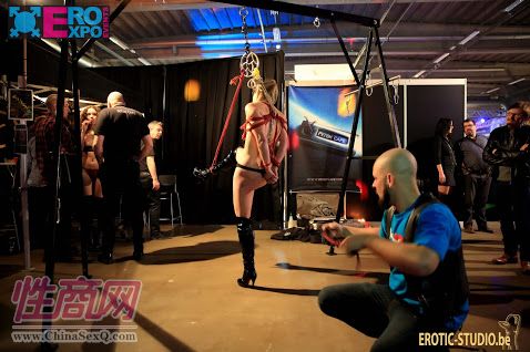 18安特卫普成人用品展ero-expo:现场游戏 (11)