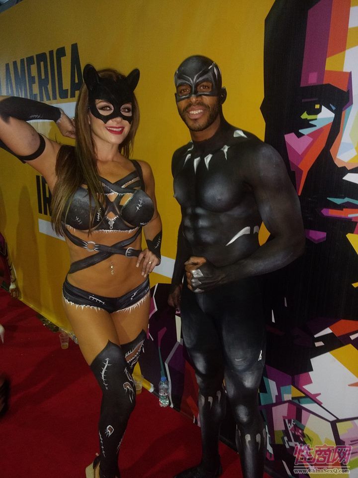 18墨西哥成人展:展会报道 (8)